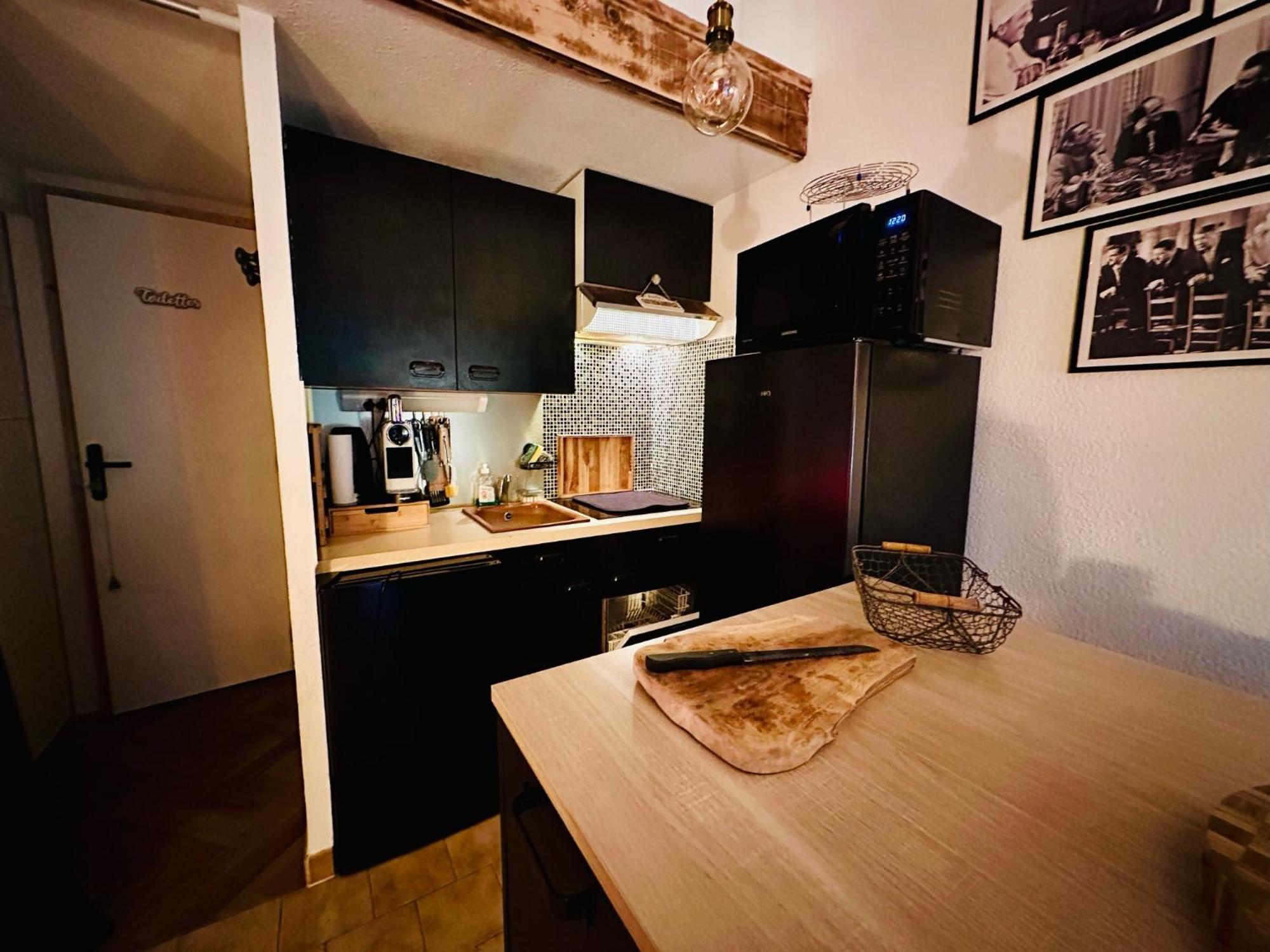 Appartement Le Sunset Marseillan-plage, Entre Et Lagune De Thau, Etape Velo, Famille, Couple, Vrp, Toutou Admis, Jardin, Parking Prive Gratuit, Velos, Clim, Wifi Fibre Gratuite, Commodites, Et Piste Cyclable A Proximite, 6 Couchages Nous Cont *