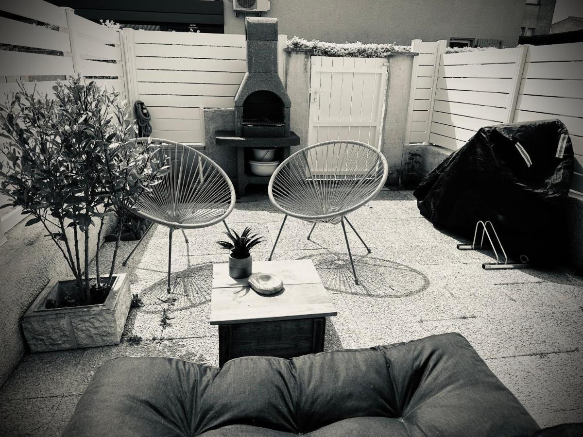 Le Sunset Marseillan-plage, Entre Et Lagune De Thau, Etape Velo, Famille, Couple, Vrp, Toutou Admis, Jardin, Parking Prive Gratuit, Velos, Clim, Wifi Fibre Gratuite, Commodites, Et Piste Cyclable A Proximite, 6 Couchages Nous Cont *